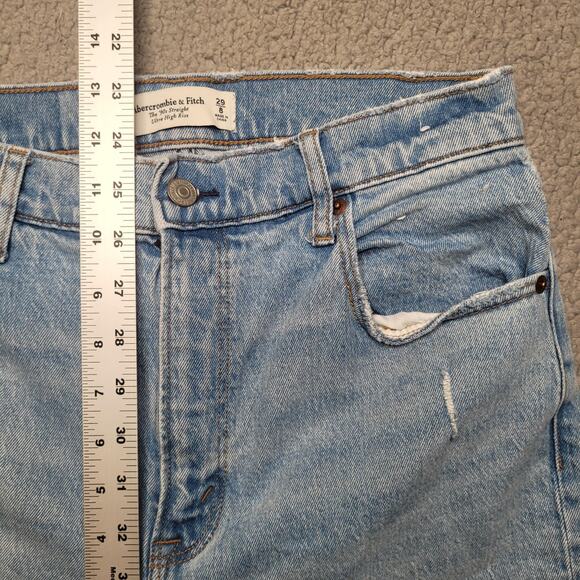 Abercrombie & Fitch Jeans 29 8 Light 90s Straight Ultra High Rise Distressed - Picture 8 of 9
